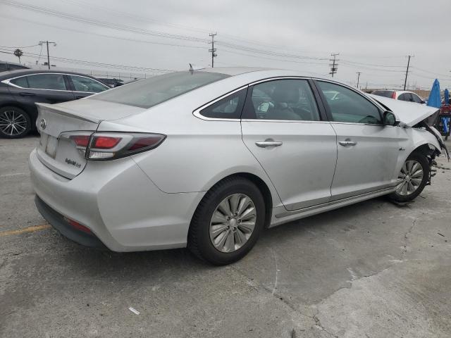 Photo 3 from auction – 2016 HYUNDAI SONATA HYB with VIN KMHE24L15GA013368