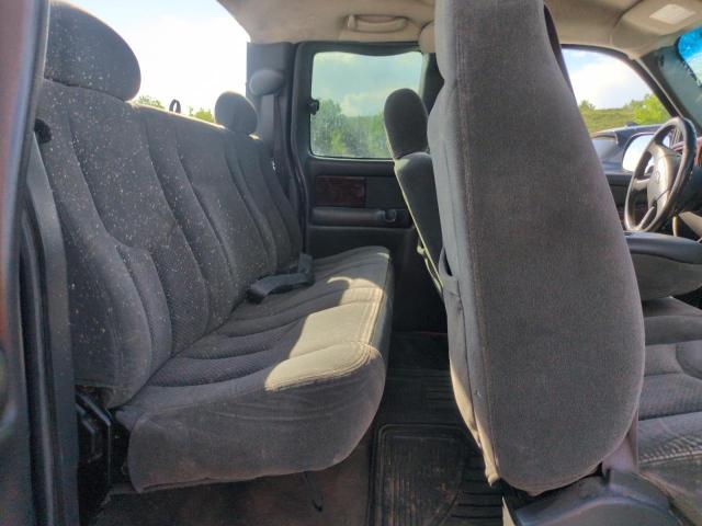 Photo 10 from auction – 2003 CHEVROLET SILVERADO with VIN 1GCEC19V83Z325822