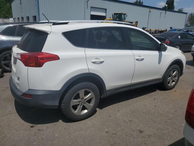 Photo 3 from auction – 2015 TOYOTA RAV4 XLE with VIN JTMRFREV4FJ047937