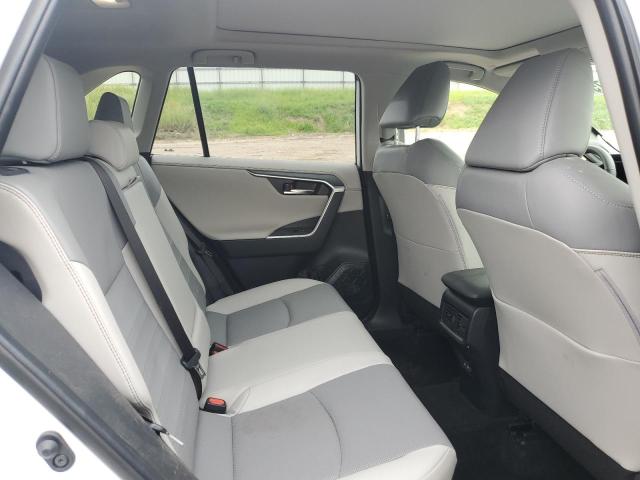 Photo 10 from auction – 2025 TOYOTA RAV4 LIMIT with VIN JTMD6RFV2SJ074802