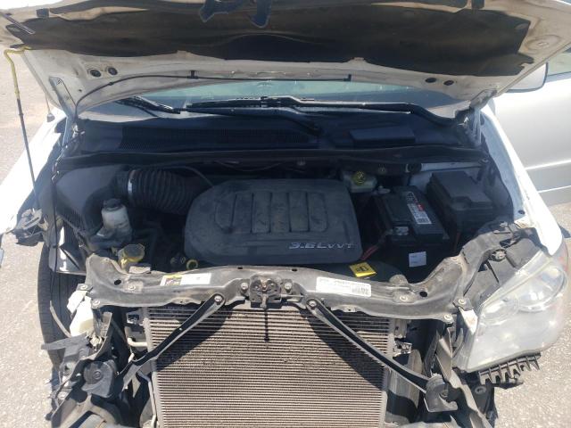 صورة رقم 12 من المزاد - 2017 DODGE GRAND CARA مع VIN 2C4RDGCG8HR674475