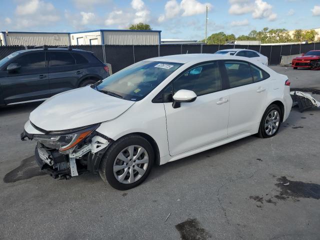 TOYOTA COROLLA LE 2021 with VIN JTDEPMAE1MJ168877 - Photo from auction