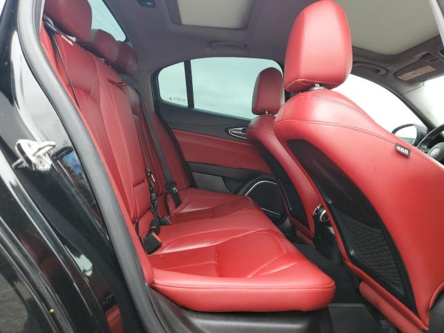 Photo 10 from auction – 2018 ALFA ROMEO GIULIA with VIN ZARFAEBN7J7581475