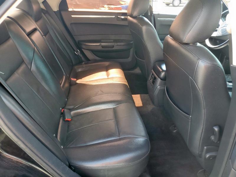 Photo 10 from auction – 2010 CHRYSLER 300 TOURIN with VIN 2C3CA5CV5AH324982
