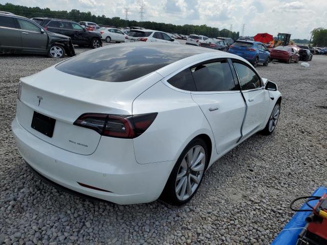 Снимка 3 от търг – 2019 TESLA MODEL 3 с VIN 5YJ3E1EB3KF494275