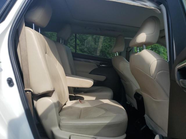 Photo 11 from auction – 2020 TOYOTA HIGHLANDER with VIN 5TDFZRBH6LS007351
