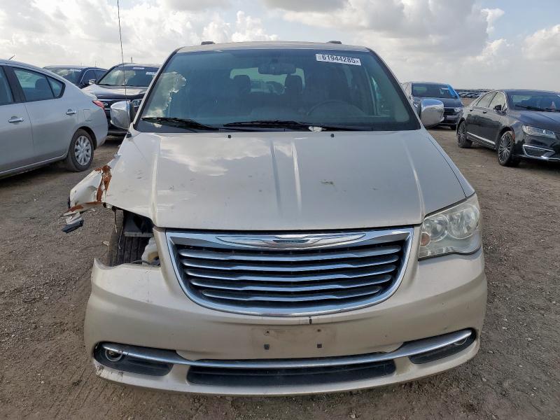 Photo 5 from auction – 2012 CHRYSLER TOWN & COU with VIN 2C4RC1CG6CR339188