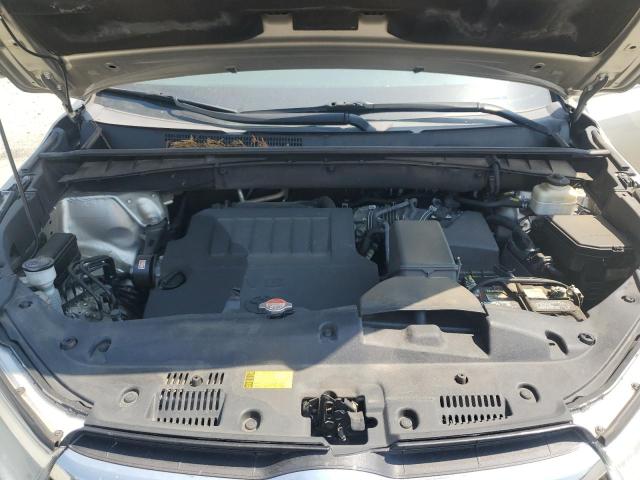 Foto 12 de la subasta – 2015 TOYOTA HIGHLANDER con VIN 5TDKKRFH8FS120171