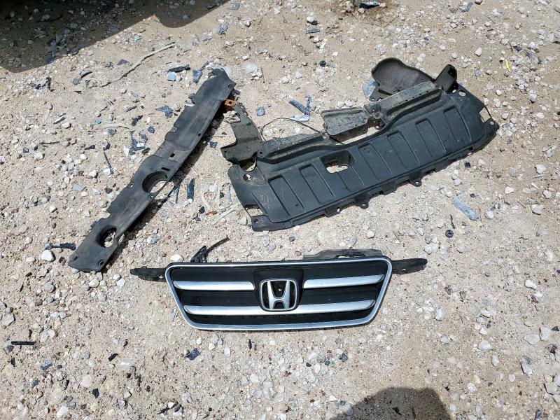 Photo 13 from auction – 2006 HONDA CR-V with VIN JHLRD68576C001509
