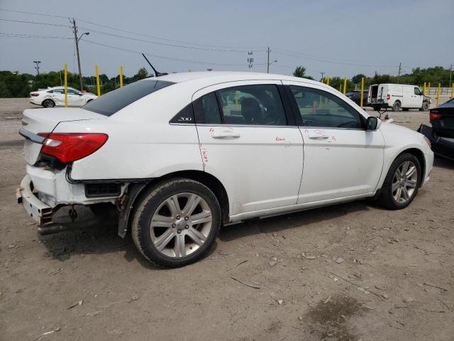 Photo 3 from auction – 2012 CHRYSLER 200 TOURIN with VIN 1C3CCBBG1CN131637