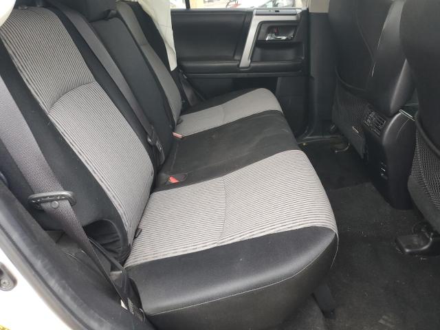 Photo 10 from auction – 2015 TOYOTA 4RUNNER SR with VIN JTEBU5JR4F5239761