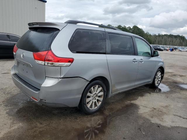 Photo 3 from auction – 2014 TOYOTA SIENNA LE with VIN 5TDJK3DC5ES088097