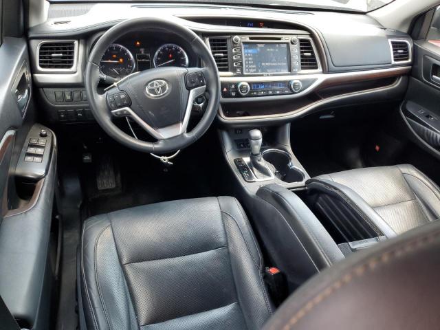 Снимка 8 от търг – 2015 TOYOTA HIGHLANDER с VIN 5TDDKRFH8FS153776