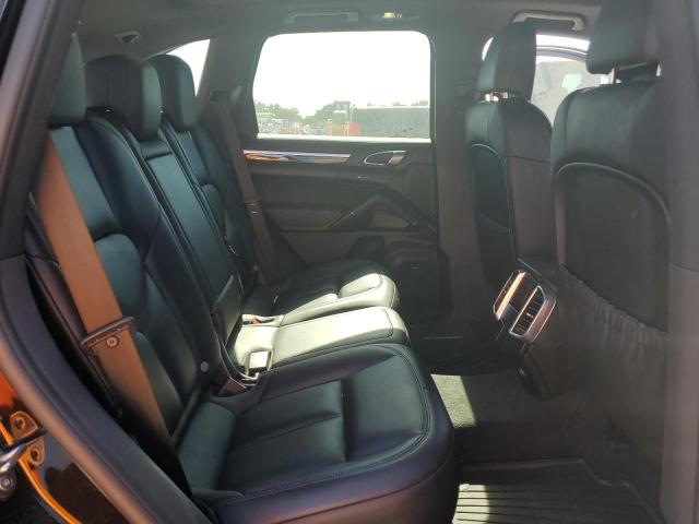 Photo 10 from auction – 2016 PORSCHE CAYENNE S with VIN WP1AB2A23GLA96711