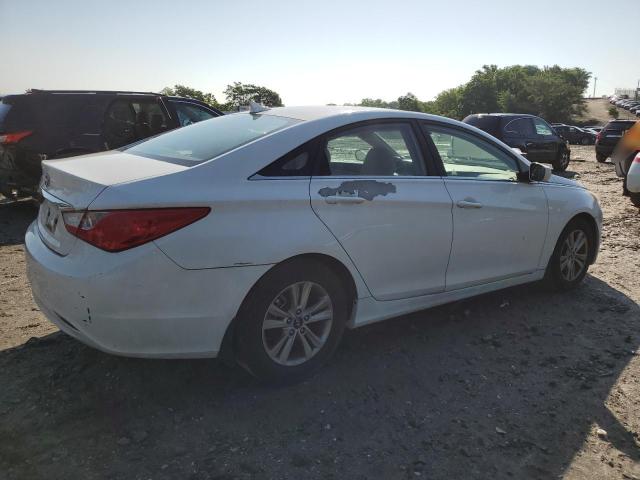 Photo 3 from auction – 2011 HYUNDAI SONATA GLS with VIN 5NPEB4AC0BH027446