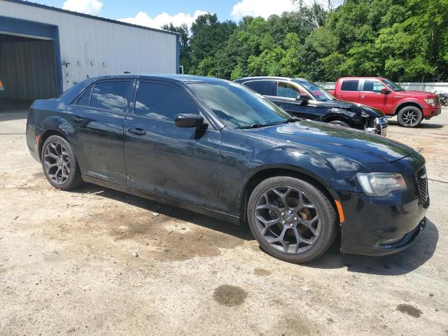 Photo 4 from auction – 2019 CHRYSLER 300 S with VIN 2C3CCABG7KH617967