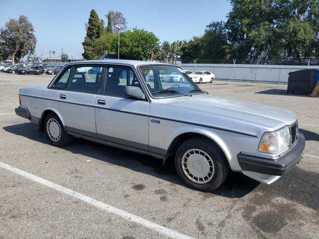Photo 4 from auction – 1990 VOLVO 240 BASE with VIN YV1AA8842L1410962