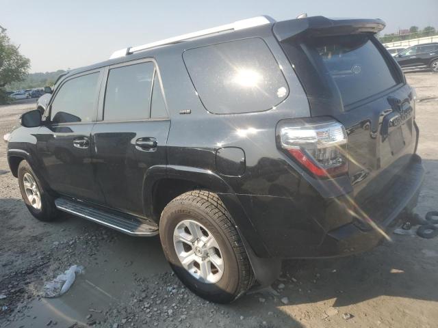 Photo 2 from auction – 2018 TOYOTA 4RUNNER SR with VIN JTEZU5JR6J5181093