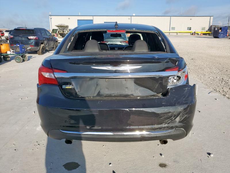 Photo 6 from auction – 2013 CHRYSLER 200 LIMITE with VIN 1C3CCBCG5DN514948