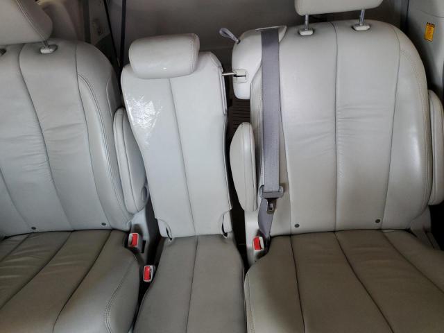 Photo 10 from auction – 2011 TOYOTA SIENNA XLE with VIN 5TDYK3DC8BS024209