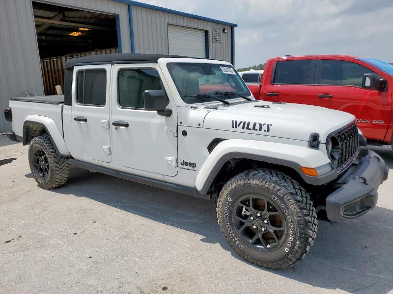 Photo 4 from auction – 2024 JEEP GLADIATOR with VIN 1C6HJTAG2RL113030