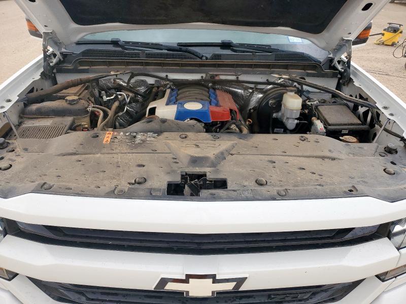 Photo 11 from auction – 2018 CHEVROLET SILVERADO with VIN 3GCUKREC2JG215458