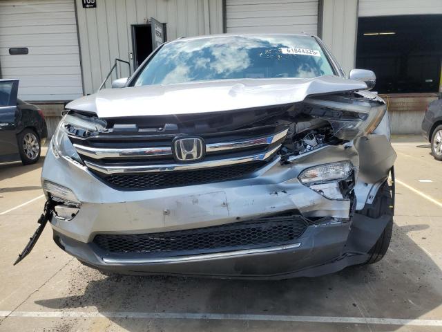 Photo 5 from auction – 2017 HONDA PILOT TOUR with VIN 5FNYF6H92HB018228