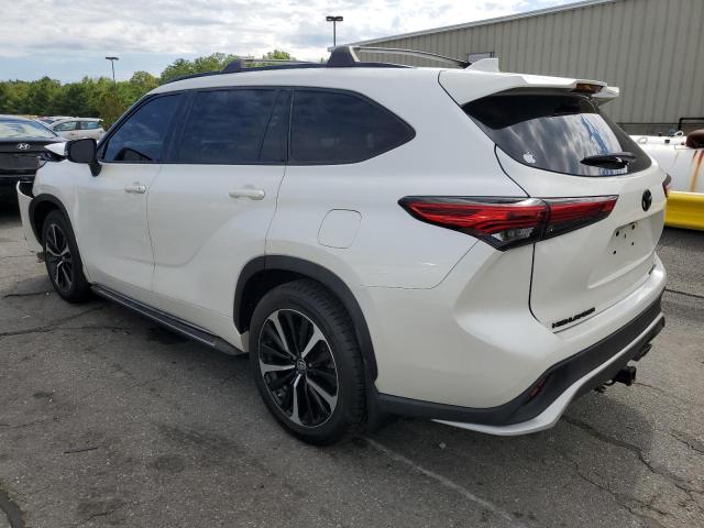 Photo 2 from auction – 2021 TOYOTA HIGHLANDER with VIN 5TDJZRBH3MS072265