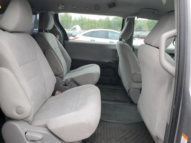 Photo 11 from auction – 2017 TOYOTA SIENNA with VIN 5TDZZ3DC4HS844263