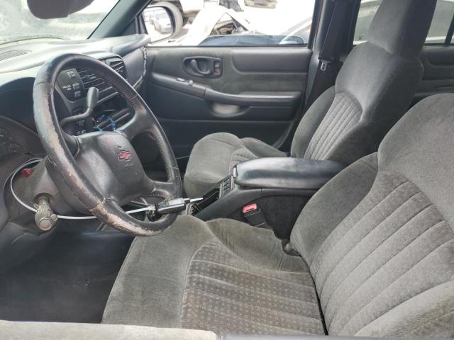 Photo 7 from auction – 2002 CHEVROLET BLAZER with VIN 1GNDT13W52K153132