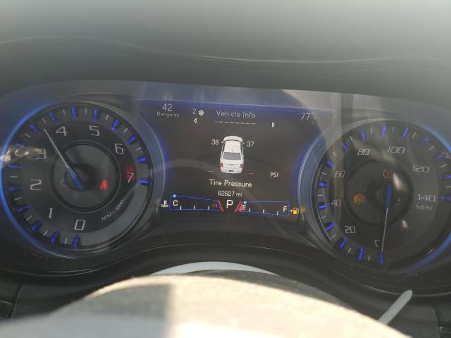 Снимка 9 от търг – 2017 CHRYSLER 300 S с VIN 2C3CCAGGXHH530209