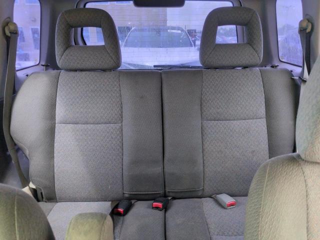Photo 10 from auction – 2002 CHEVROLET TRACKER with VIN 2CNBJ13C726916911