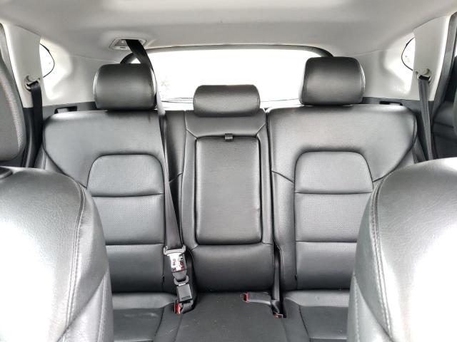 Photo 10 from auction – 2017 HYUNDAI TUCSON LIM with VIN KM8J33A25HU534656