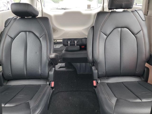 Photo 10 from auction – 2018 CHRYSLER PACIFICA T with VIN 2C4RC1BG0JR174849