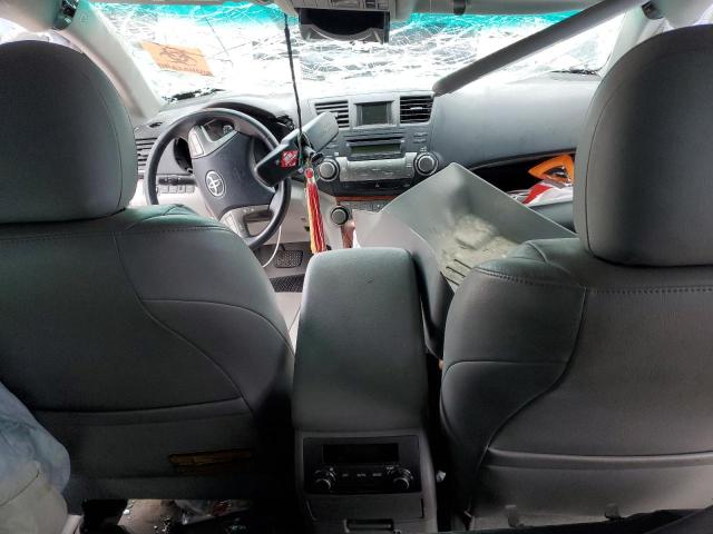 Photo 8 from auction – 2010 TOYOTA HIGHLANDER with VIN 5TDDK3EH7AS028954