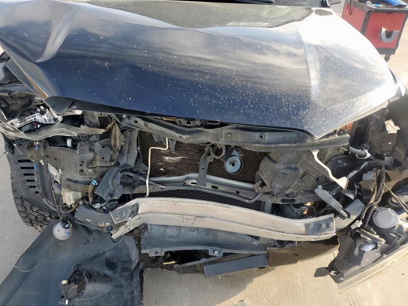 Photo 12 from auction – 2018 TOYOTA 4RUNNER SR with VIN JTEBU5JR4J5593563