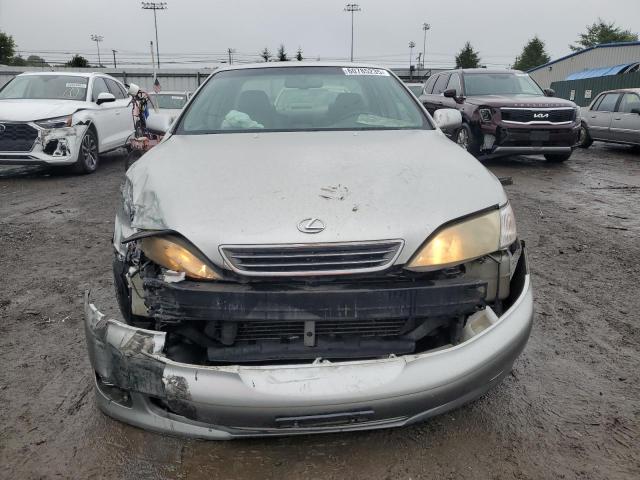 Photo 5 from auction – 2001 LEXUS ES 300 with VIN JT8BF28G915107751