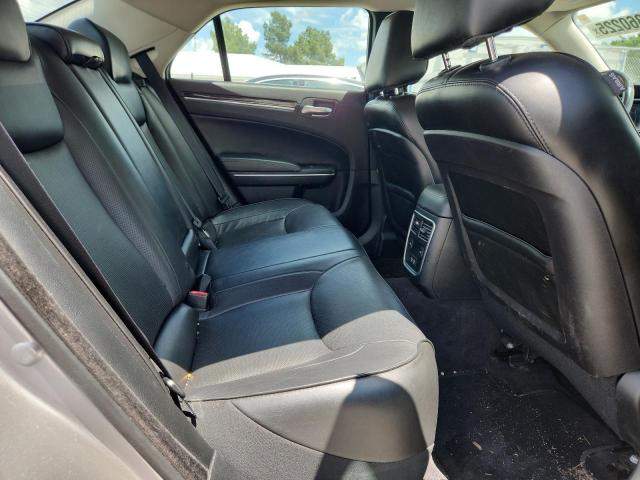 Photo 10 from auction – 2018 CHRYSLER 300 LIMITE with VIN 2C3CCAKG6JH300194