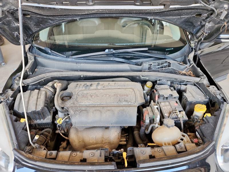 Photo 11 from auction – 2016 FIAT 500X EASY with VIN ZFBCFYBT0GP390006
