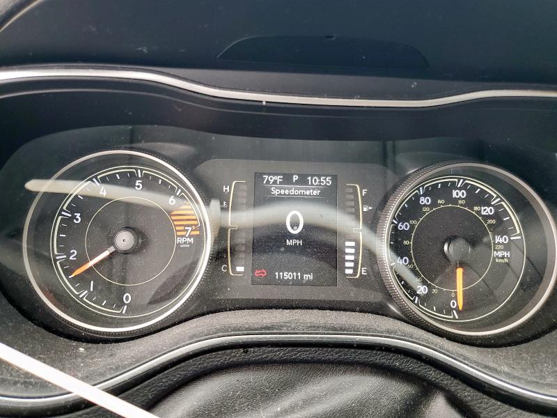 Photo 9 from auction – 2019 JEEP CHEROKEE L with VIN 1C4PJLLB2KD307904