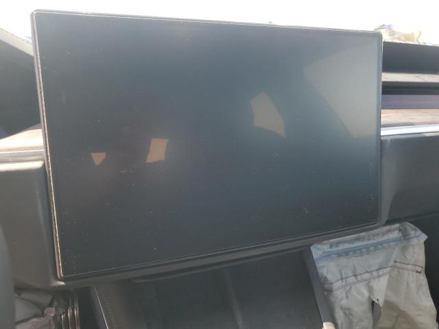 Photo 9 from auction – 2021 TESLA MODEL S with VIN 5YJSA1E57MF446783