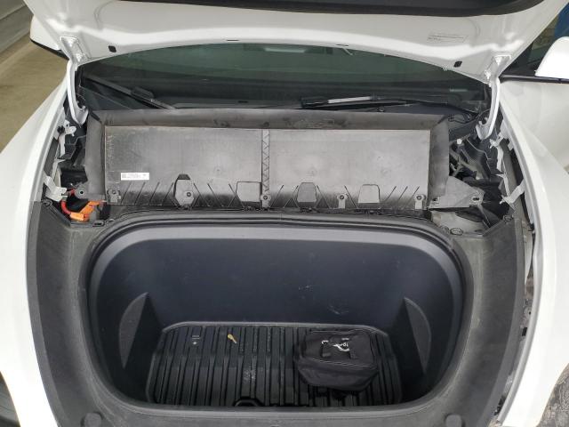 Фото 11 с аукциона – 2024 TESLA MODEL Y с VIN 7SAYGDEE8RA266519