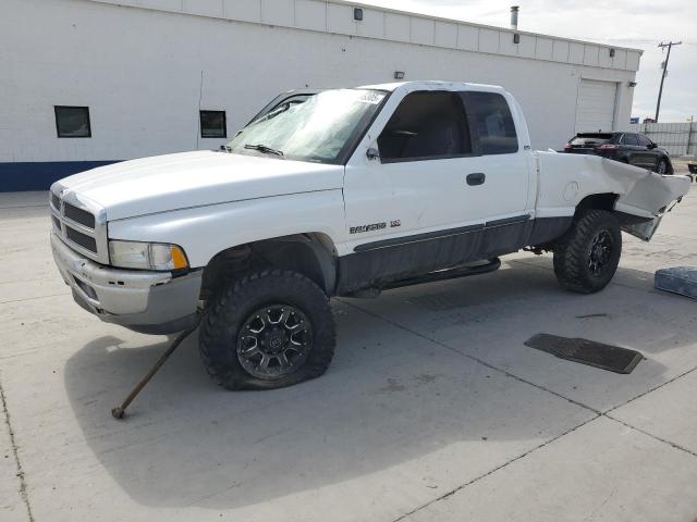DODGE RAM 2500 2000 with VIN 3B7KF23Z5YG118470 - Photo from auction