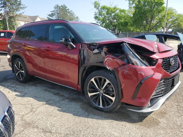 Photo 4 from auction – 2022 TOYOTA HIGHLANDER with VIN 5TDLZRBH2NS242545