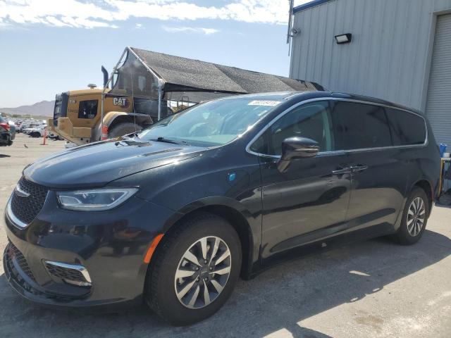 CHRYSLER PACIFICA 2022 with VIN 2C4RC1L73NR167110 - Photo from auction