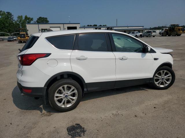 Photo 3 from auction – 2019 FORD ESCAPE SE with VIN 1FMCU0GD9KUA29403