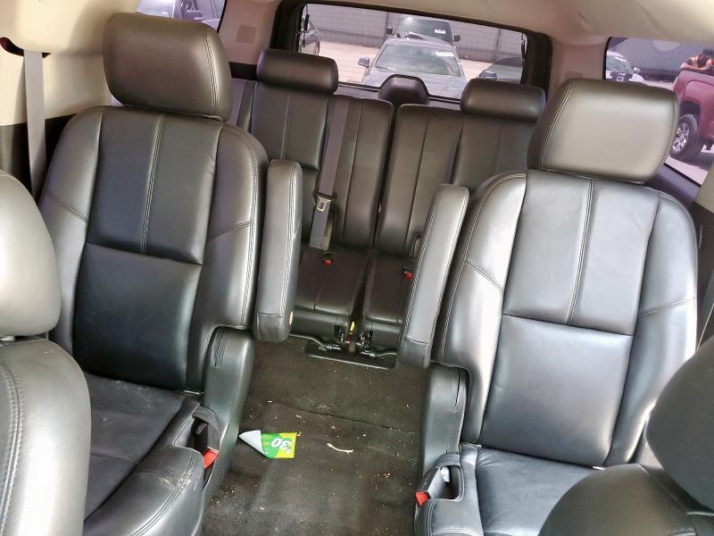 Photo 10 from auction – 2011 CHEVROLET SUBURBAN C with VIN 1GNSCJE02BR129006