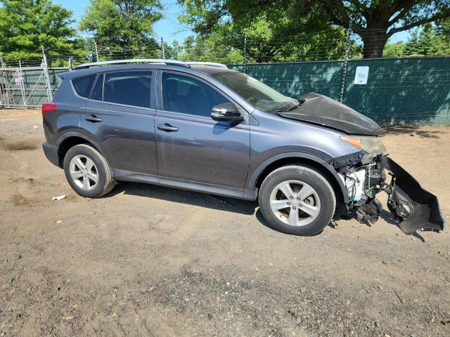 Photo 4 from auction – 2014 TOYOTA RAV4 XLE with VIN JTMRFREV3ED067643