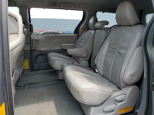 Photo 11 from auction – 2011 TOYOTA SIENNA XLE with VIN 5TDYK3DC8BS142423