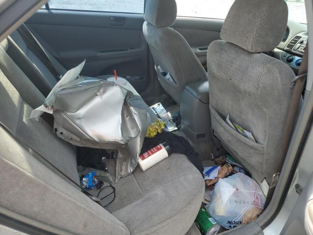Photo 12 from auction – 2002 TOYOTA CAMRY LE with VIN 4T1BF32K72U011835